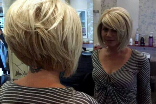 Cute Bob Hairstyle For Older Women 